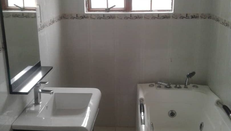 WhatsApp Image 2021-04-06 at 09.45.05 (1)